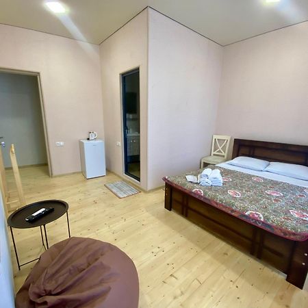 Moedani-Very Center Apartments In Kʼutʼaisi Exterior foto